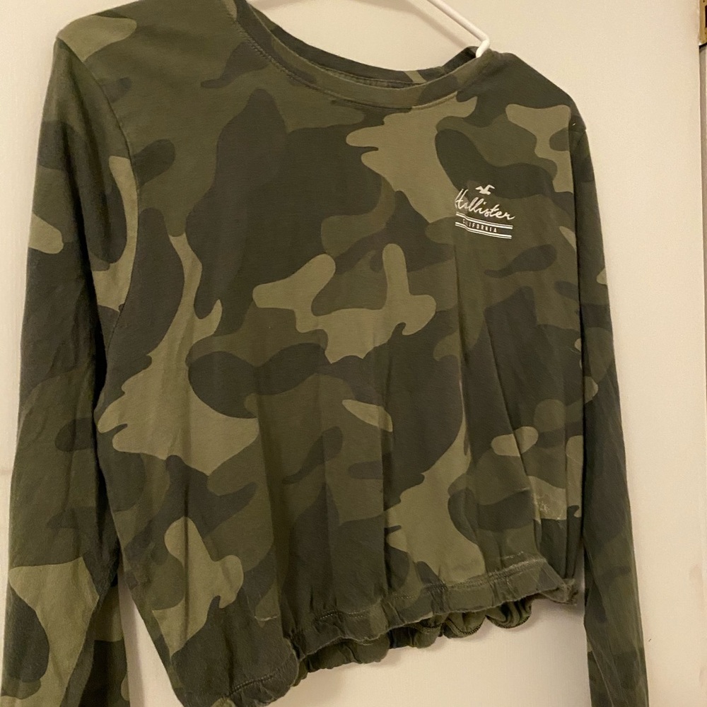 Hollister long sleeve camo